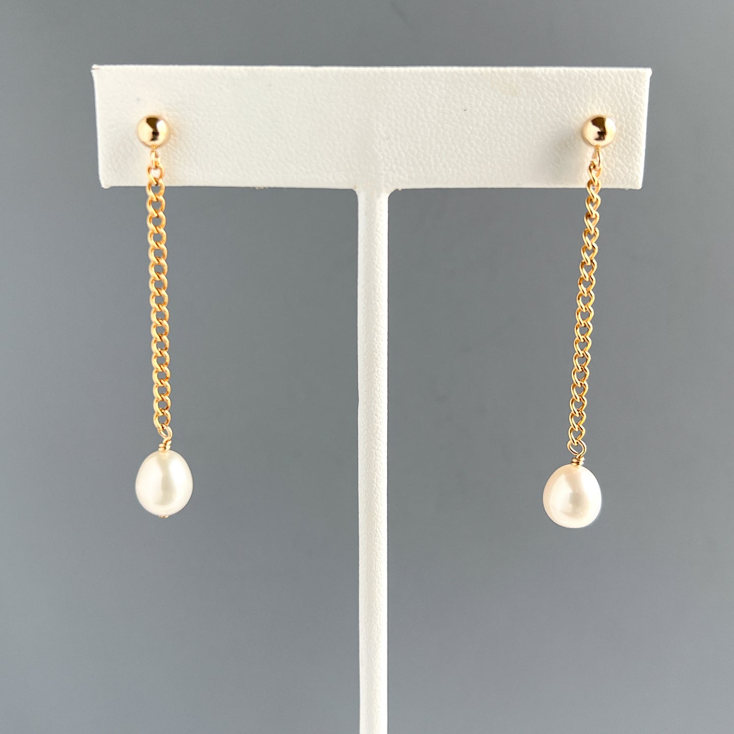 Nicola Pearl Earrings Dangle