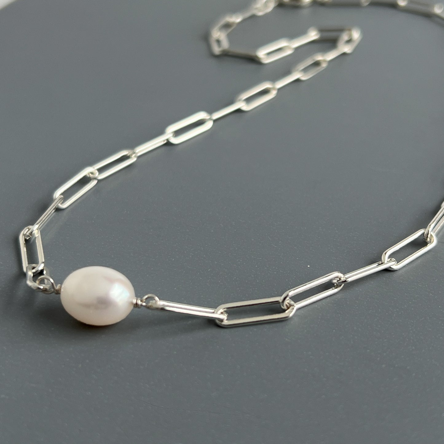 Paper Clip Chain Necklace with Freshwater Pearl
