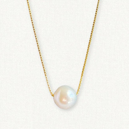 Large Freshwater Pearl Floating on a round box chain.
