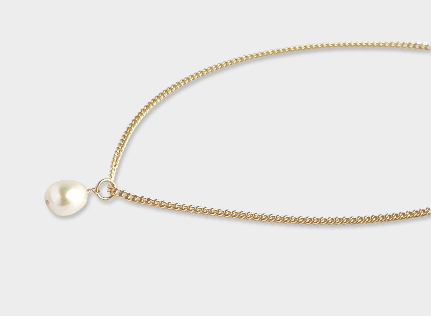 Curb Chain Necklace with Freshwater Pearl