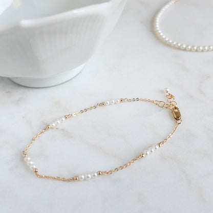 Pearl Station Bracelet | June Birthstone