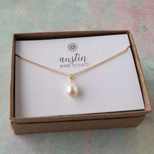 single pearl necklace in gift box