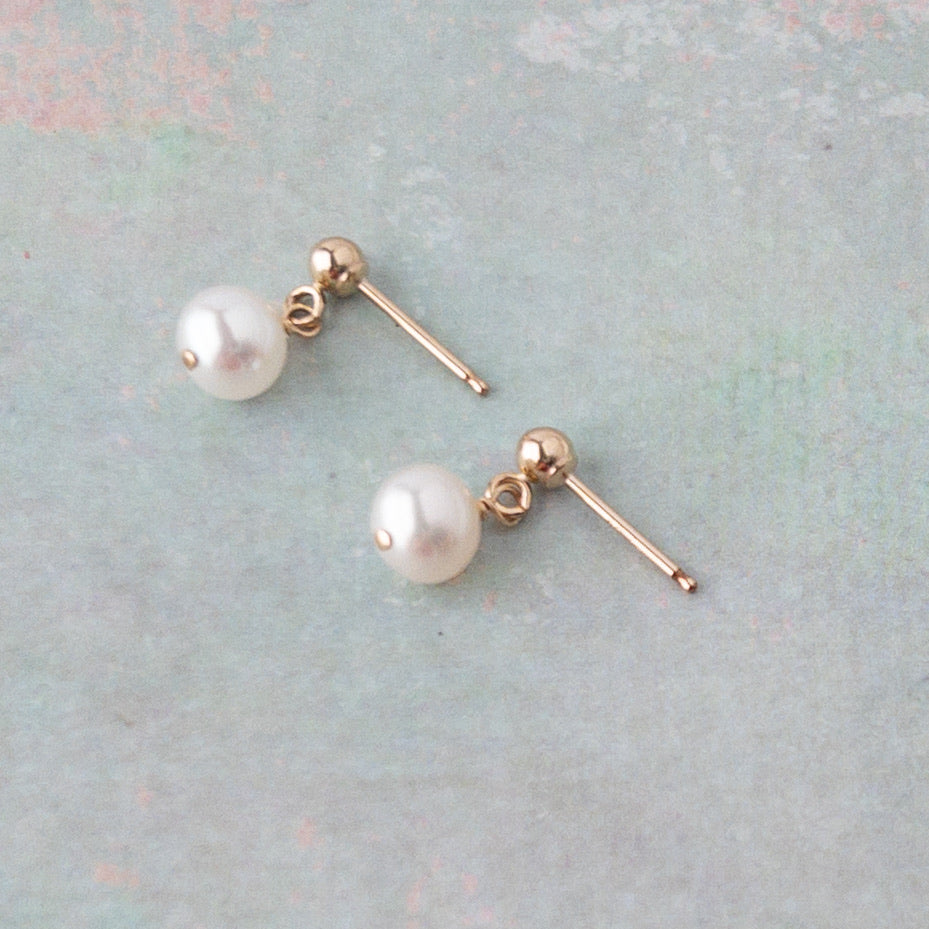 Lucia Pearl Stud Earrings in 14k gold filled
