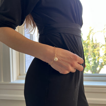 Raja Baroque Pearl Bracelet