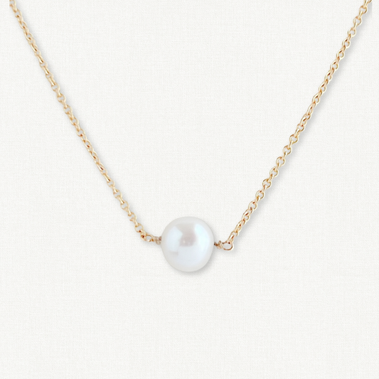 Lucia One Pearl Necklace