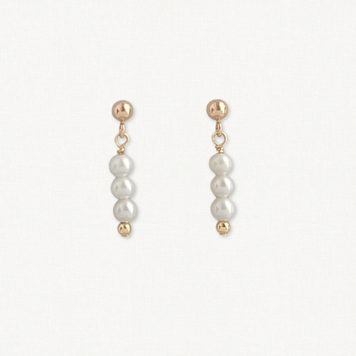 Gigi Stud Pearl Earrings