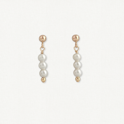 Gigi Stud Pearl Earrings