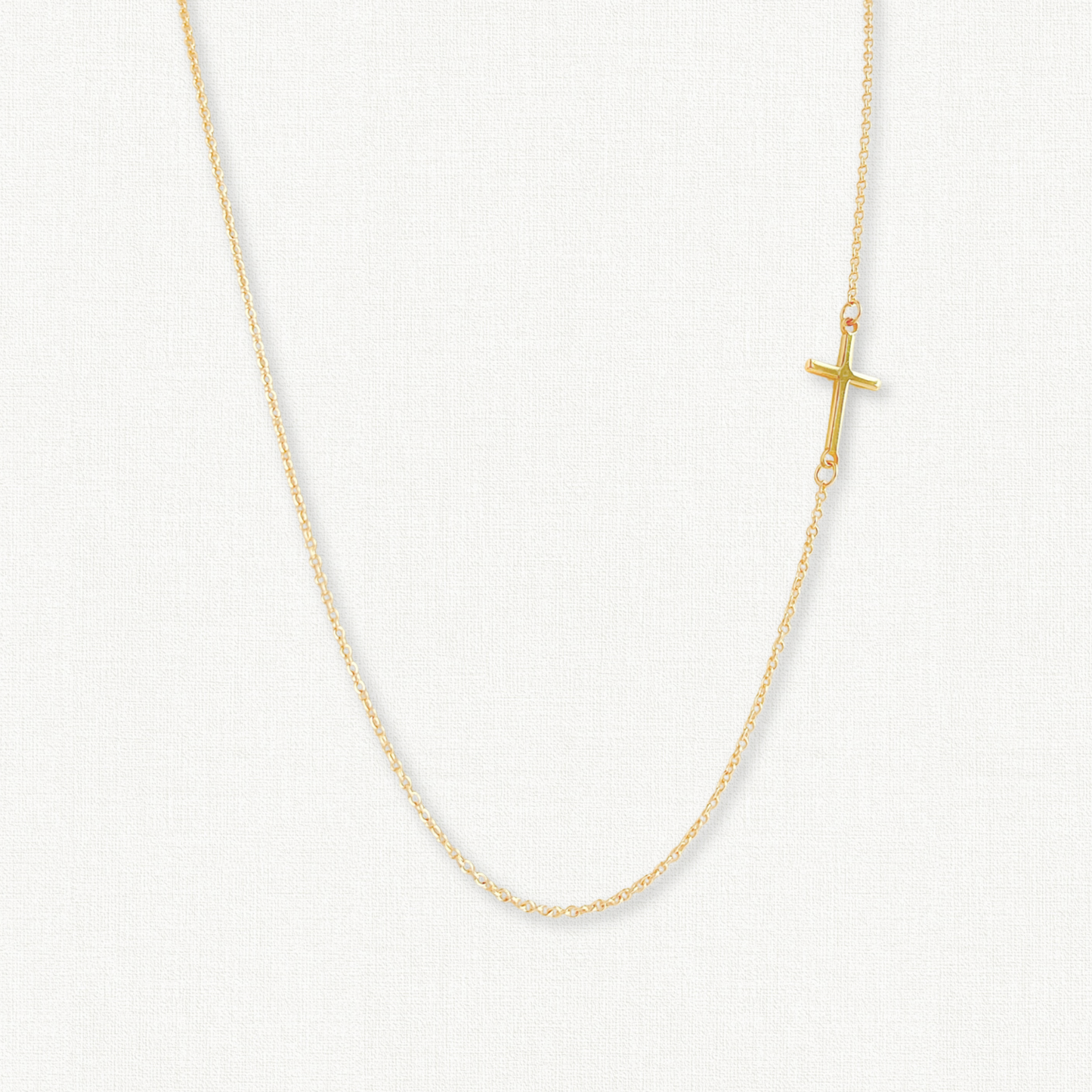 Essentials Side Cross Necklace