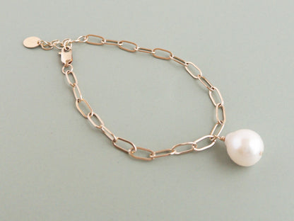 Raja Baroque Pearl Bracelet