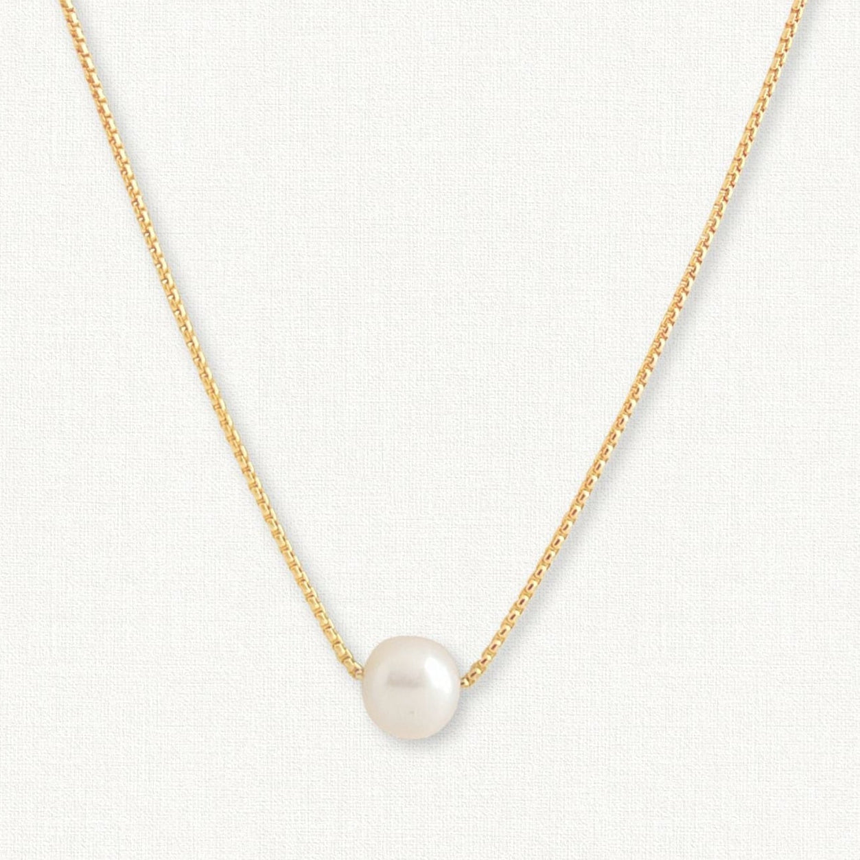 Lucia Floating Pearl Necklace