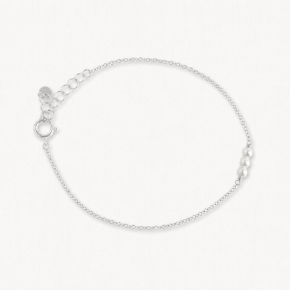 Gigi Tiny Pearl Bracelet