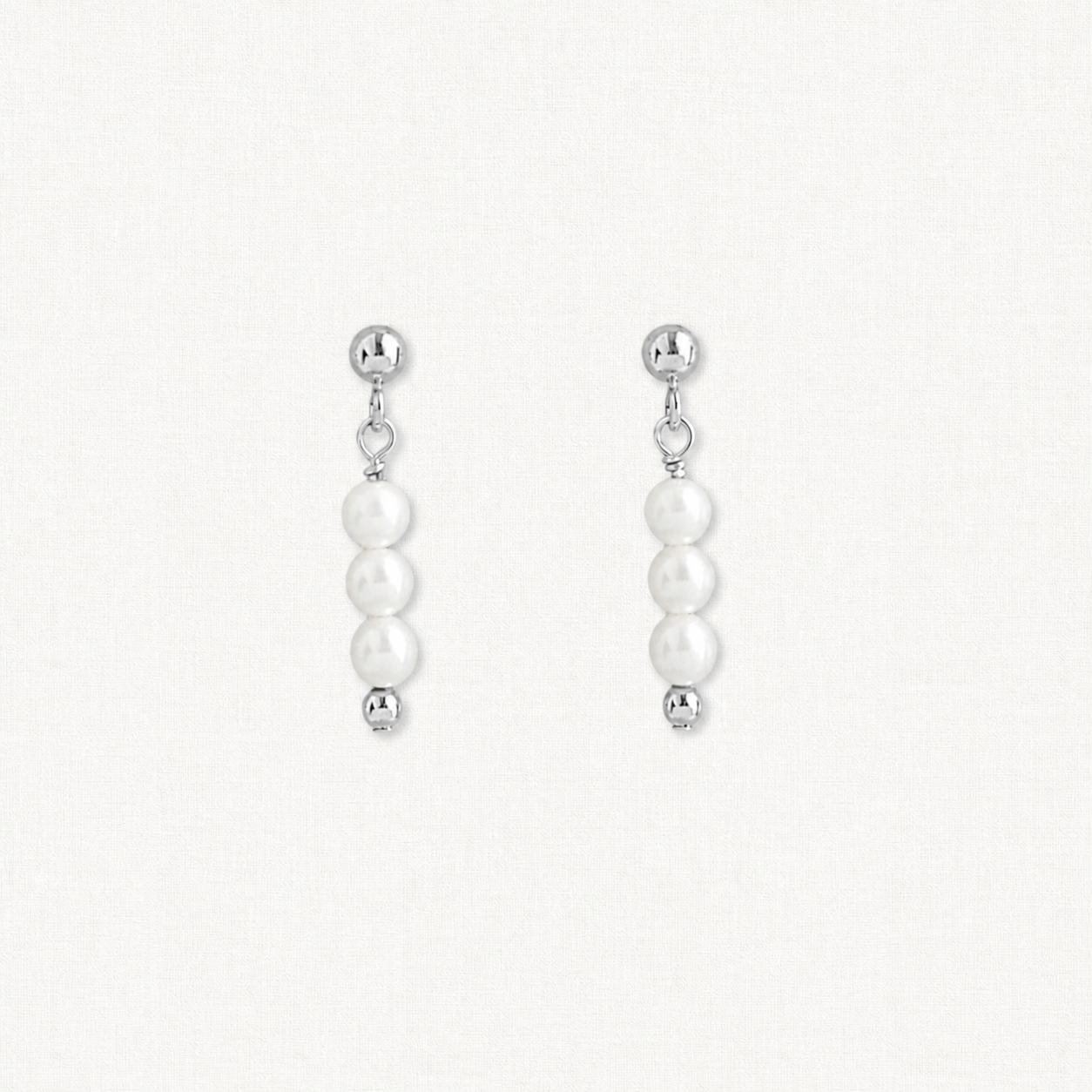 Gigi Stud Pearl Earrings