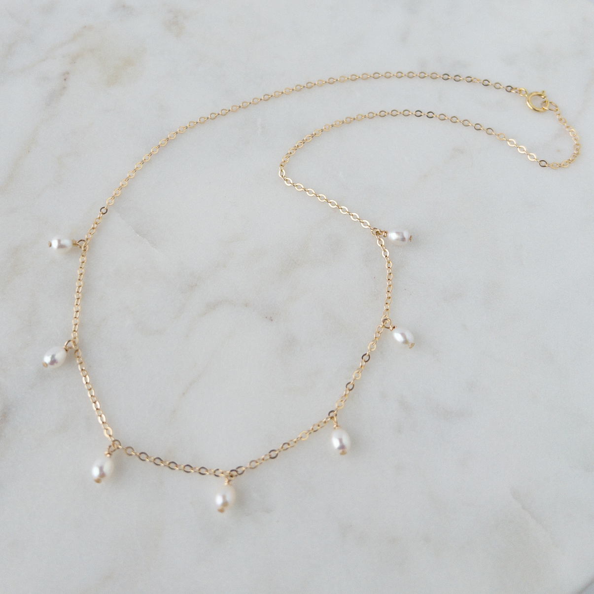 Rosa Dangle White Pearl Necklace