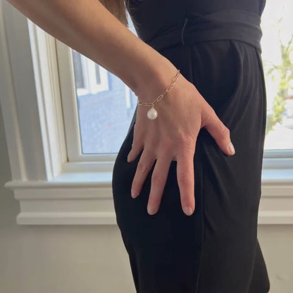 Raja Baroque Pearl Bracelet