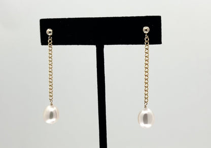 Nicola Pearl Earrings Dangle