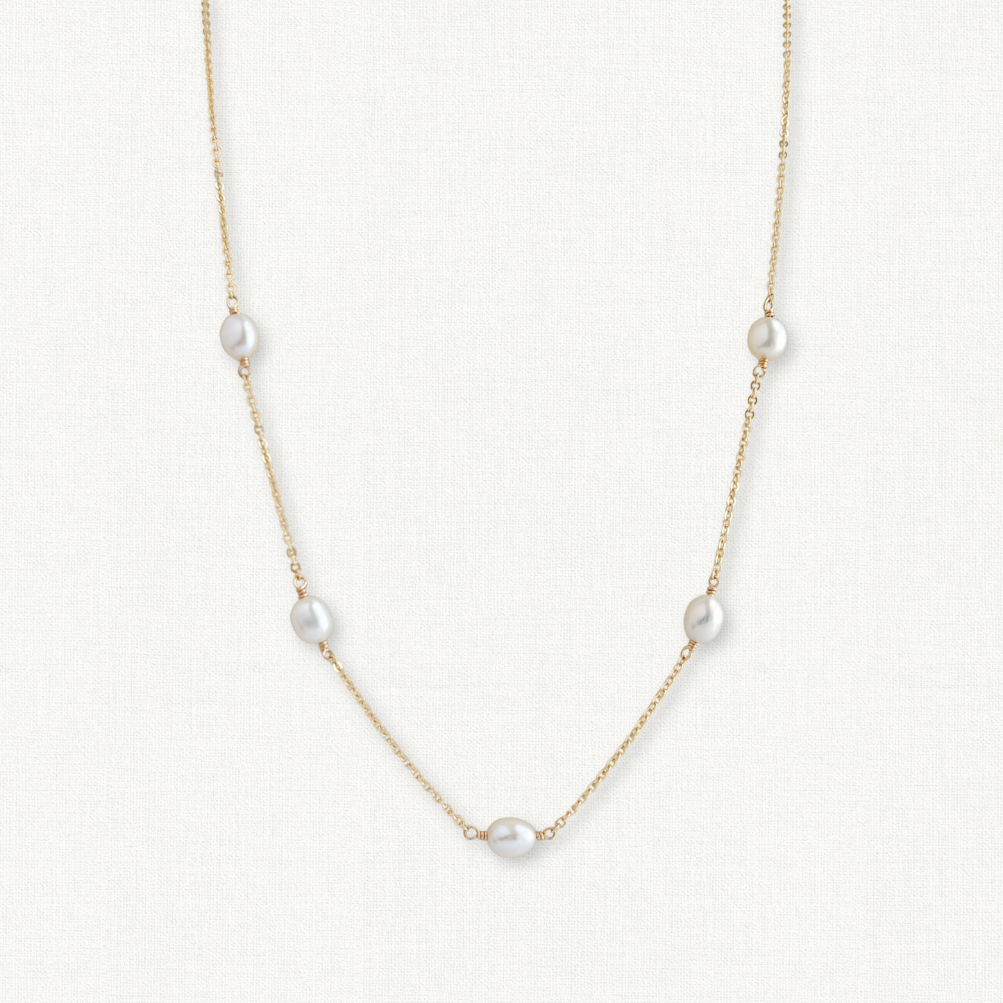 Rosa Freshwater Pearl Necklace