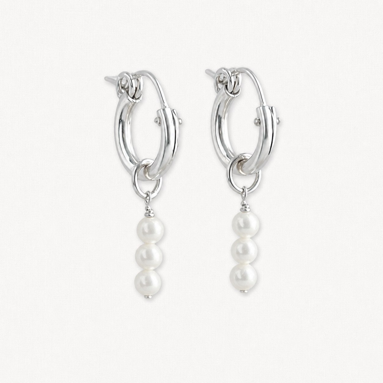 Gigi Pearl Earrings Huggies